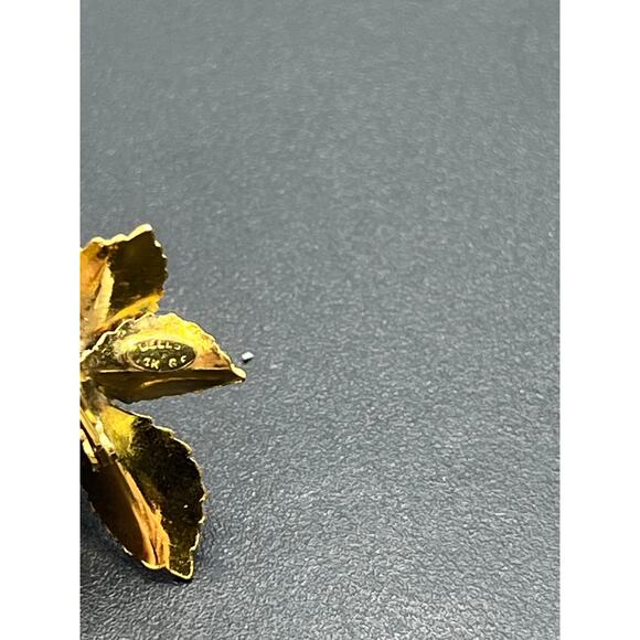 Wells Vintage 14K Gold Filled Rose Flower Leaf Carved Pin Brooch - Picture 7 of 10